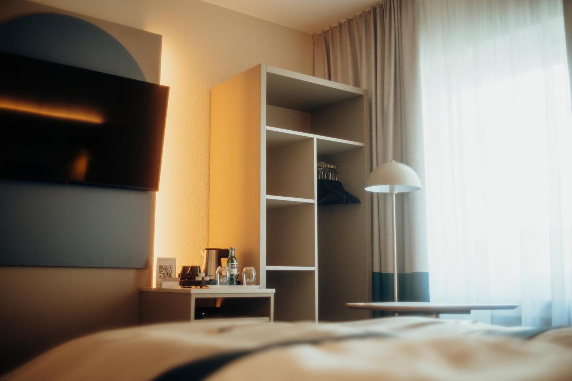 Guestified Liyana Hotel راتينغن المظهر الخارجي الصورة