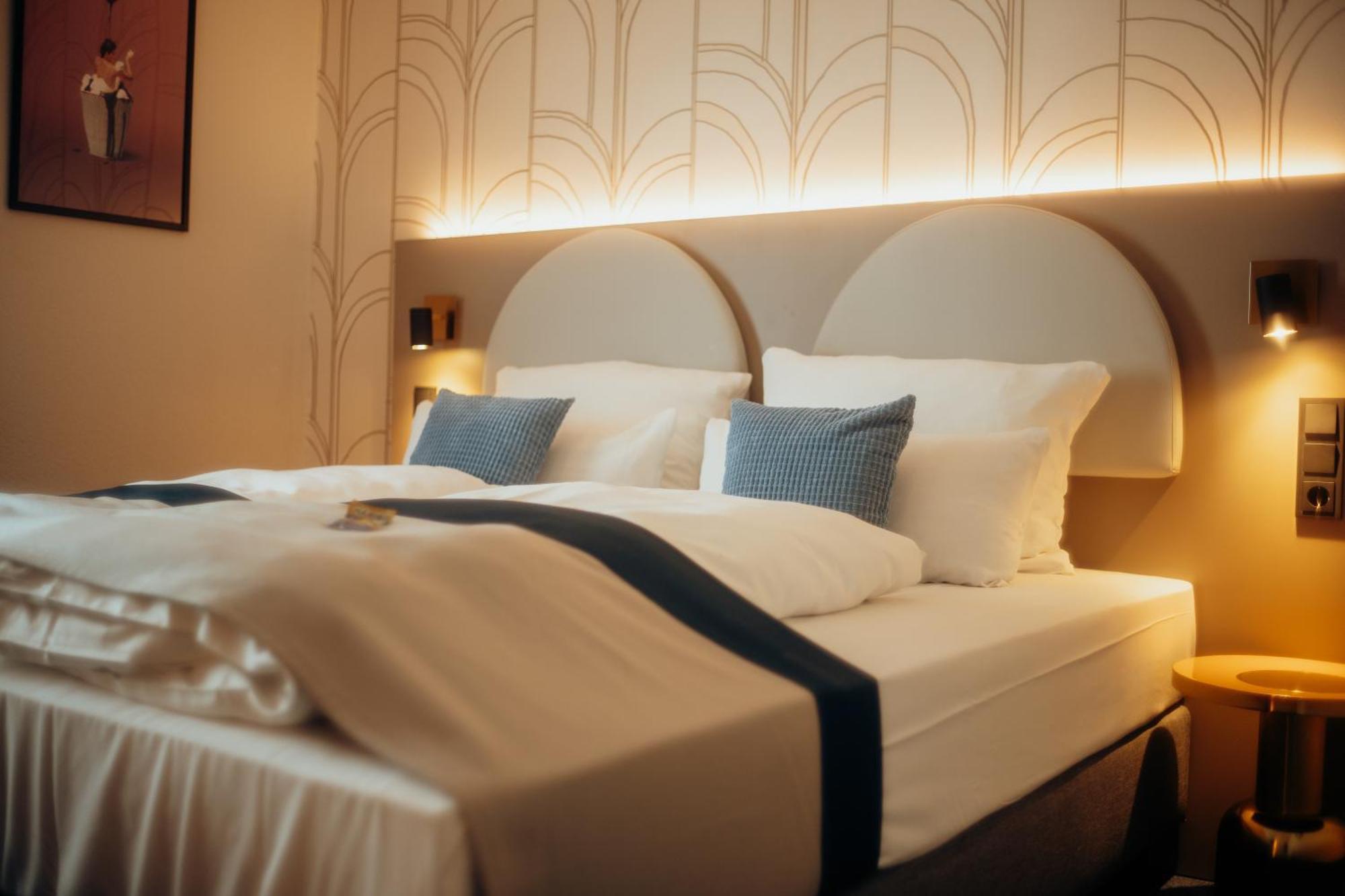 Guestified Liyana Hotel راتينغن المظهر الخارجي الصورة