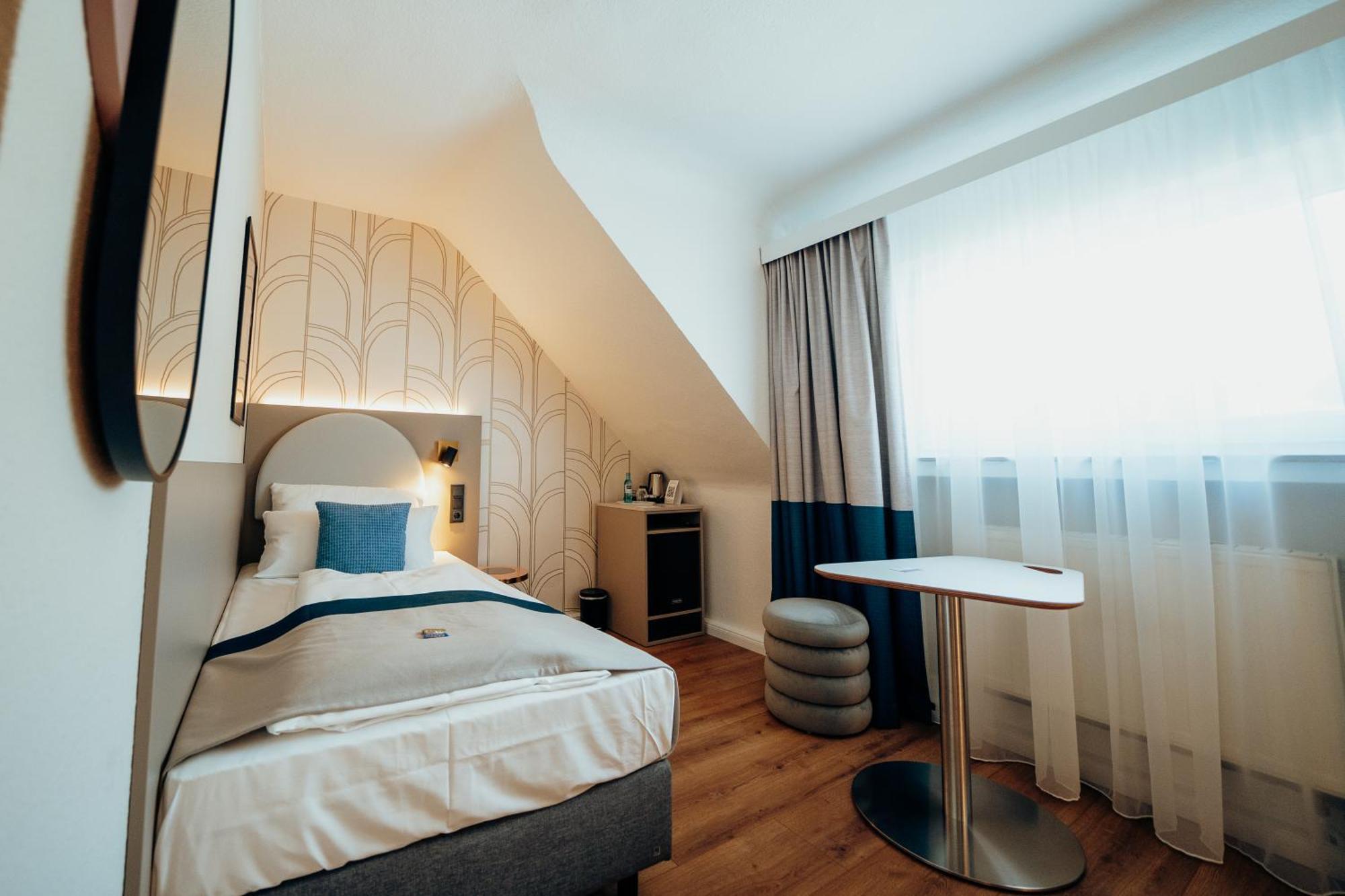 Guestified Liyana Hotel راتينغن المظهر الخارجي الصورة